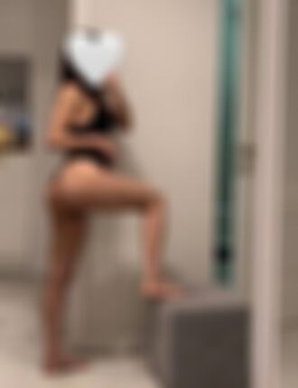 Массажистка - Элла, 22 года, рост 165 см Массажистка - Элла, 22 года, рост 165 см